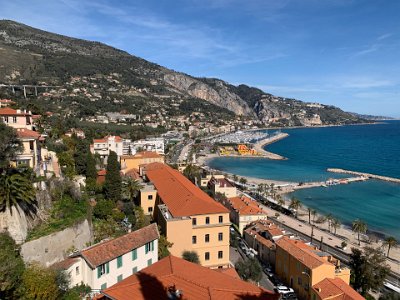 Thursday, 16 March 2023 I can't resist the colours...the Mediterranean shows so many brilliant blues.