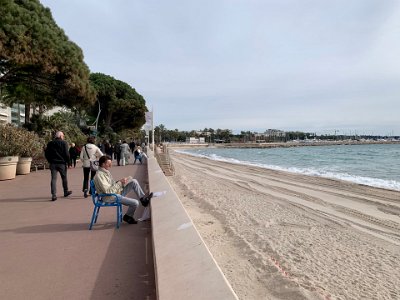 Thursday, 9 March 2023 During my slow walk, I took advantage of the empty blue chairs & pretended to be a local.  In summer, blue chairs are everywhere