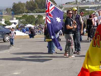 Saturday 25 March, 2006  After the MotoGP morning free practice had finished (1 hour) we decided to walk around the perimeter of the track. Lo and behold, another Aussie.