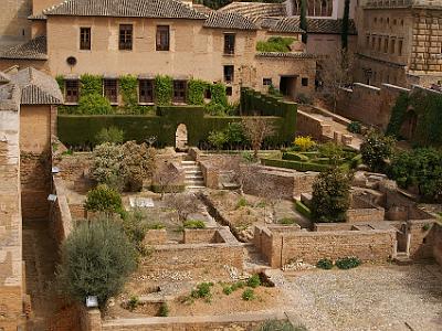 Sunday 2 April, 2006  Granada was the last of the Moorish kingdoms to fall to the Christians and this completed the Spanish Reconquista.  All of Andalusia was now under Christian control, Cordoba having fallen in 1236, Jerez in 1264, etc.