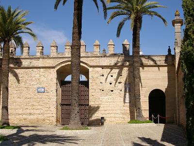 Wednesday 29 March, 2006  The  Patio de Armas (arms or weapons).