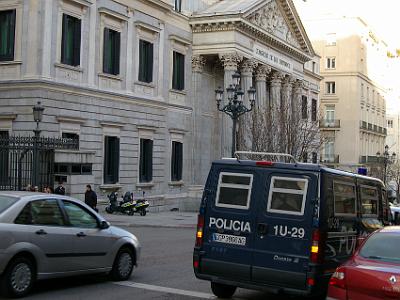 Wednesday 22 March, 2006  Police outside of Congreso de los Diputados - the diputados are the elected MP's -politicians - where the announcement is to be made.