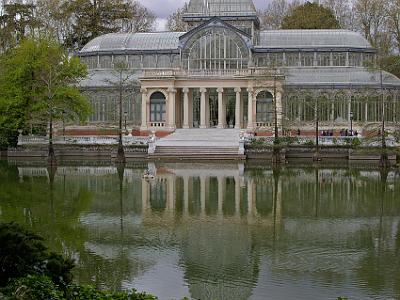 Wednesday 5 April, 2006  The purpose of the exhibition was to demonstrate Spain's wealth and power to the rest of Europe. There are now art galleries in the Crystal Palace.