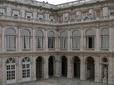 Friday 7 April, 2006  The courtyard in the centre of the palace. This is not the courtyard visible from the street.