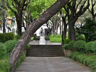 Friday 7 April, 2006  Inside the grounds is the  Palacio de Buenavista where the army is headquartered.