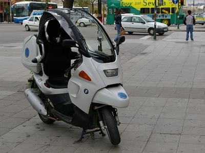 Thursday 23 March, 2006  We never see these in Australia: a BMW motor scooter with a roof.