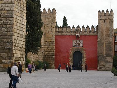 Thursday 23 March, 2006  Entrance to the Alcazar, once known as the Gate of the Hunt. It takes its name from the ceramic tile panel above the portal with a heraldic lion holding a cross. The Latin inscription reads Ad Utrumque (Prepared for All).