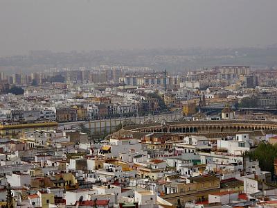 Monday 27 , 2006  View showing the bull ring, the Guadalquivir and the Triana neighbourhood.