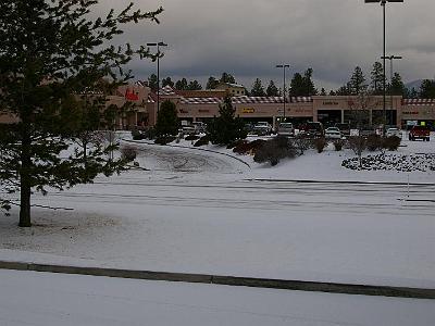 Friday 10 March, 2006  It didn't stop snowing either. By the time we got back to Phoenix, Flagstaff had been snowed in.