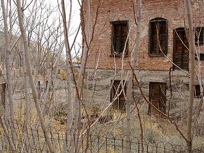 Friday 10 March, 2006  Many of the old buildings are occupied but many are in a state of almost complete ruin.