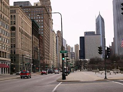 Monday 20 March, 2006  Looking up Michigan Ave a short distance from our hotel.