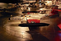 This is one of the first SR-71s to be put on permanent display.  It was flown to the USAF Museum on 27 March 1990 and immediately moved inside. : 2009-11-04 USA Air Force Museum